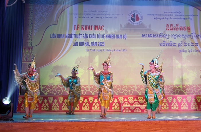 Khai mạc Liên hoan Nghệ thuật sân khấu Dù kê Khmer Nam Bộ